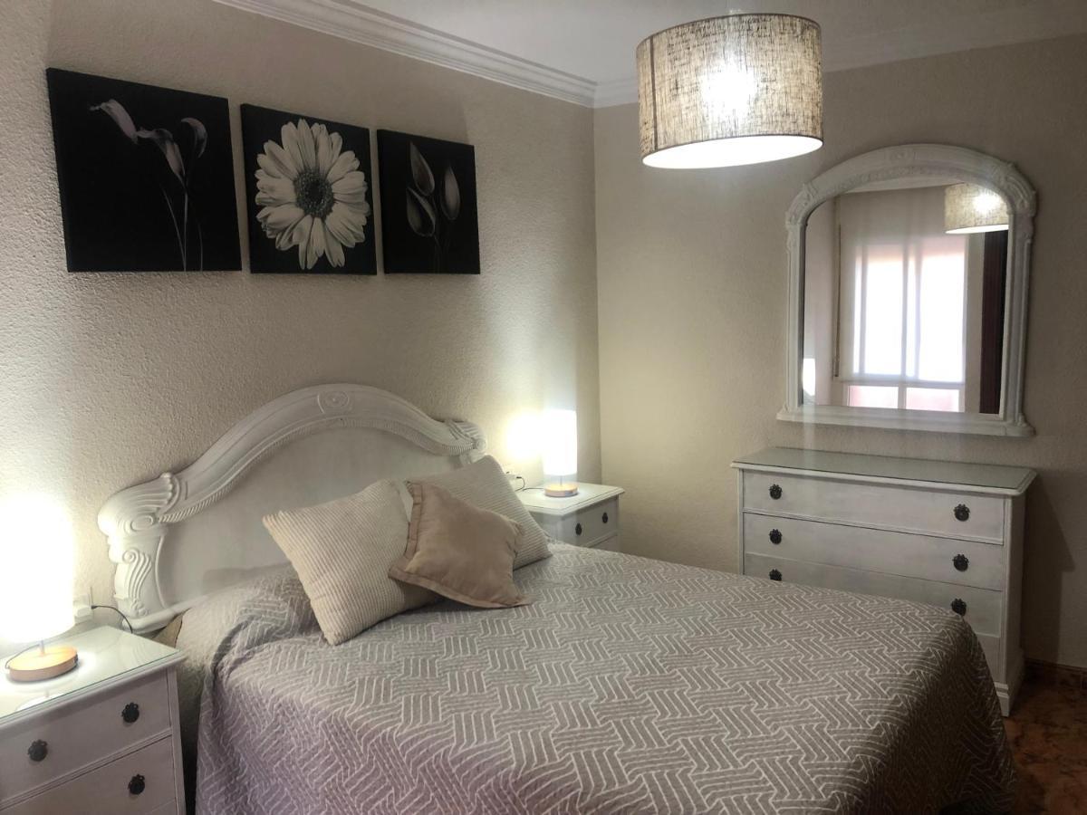 Apartamento Piso en Pedregalejo a 50m de la playa. Málaga Exterior foto